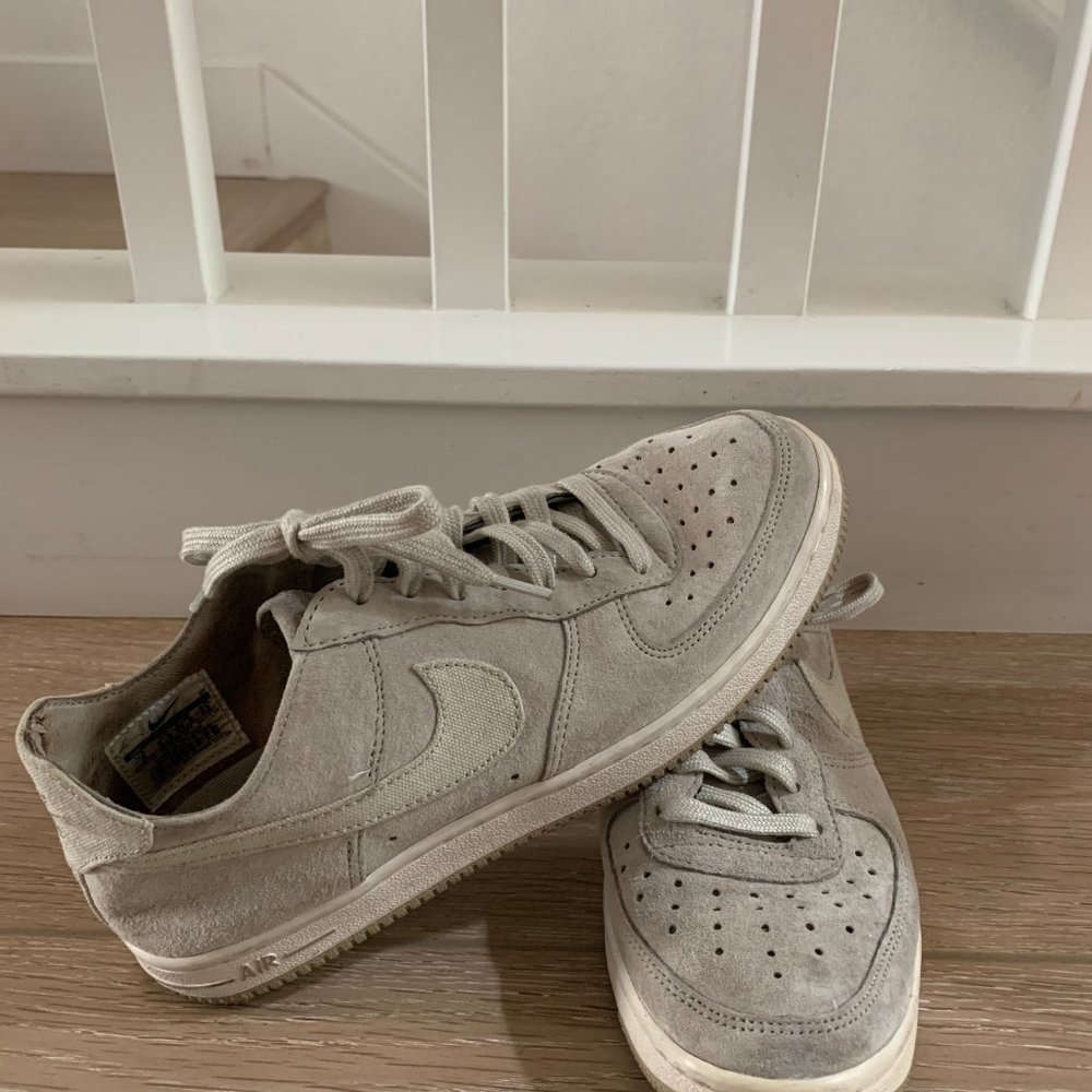 Nike Air Force 1 Low Light